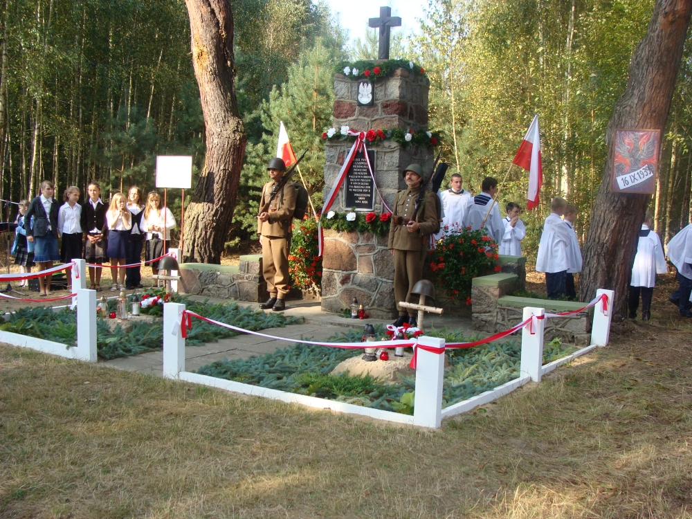 Uroczysto obchodw 70-tej rocznicy bitwy (fot. A. Nowiski).